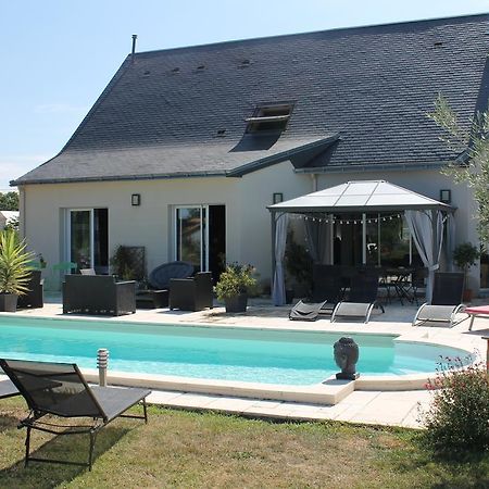 Bed and Breakfast Le Champ De La Ferme Saint-Gervais en-Belin Exterior foto