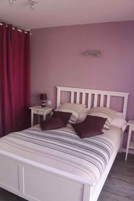 Bed and Breakfast Le Champ De La Ferme Saint-Gervais en-Belin Exterior foto