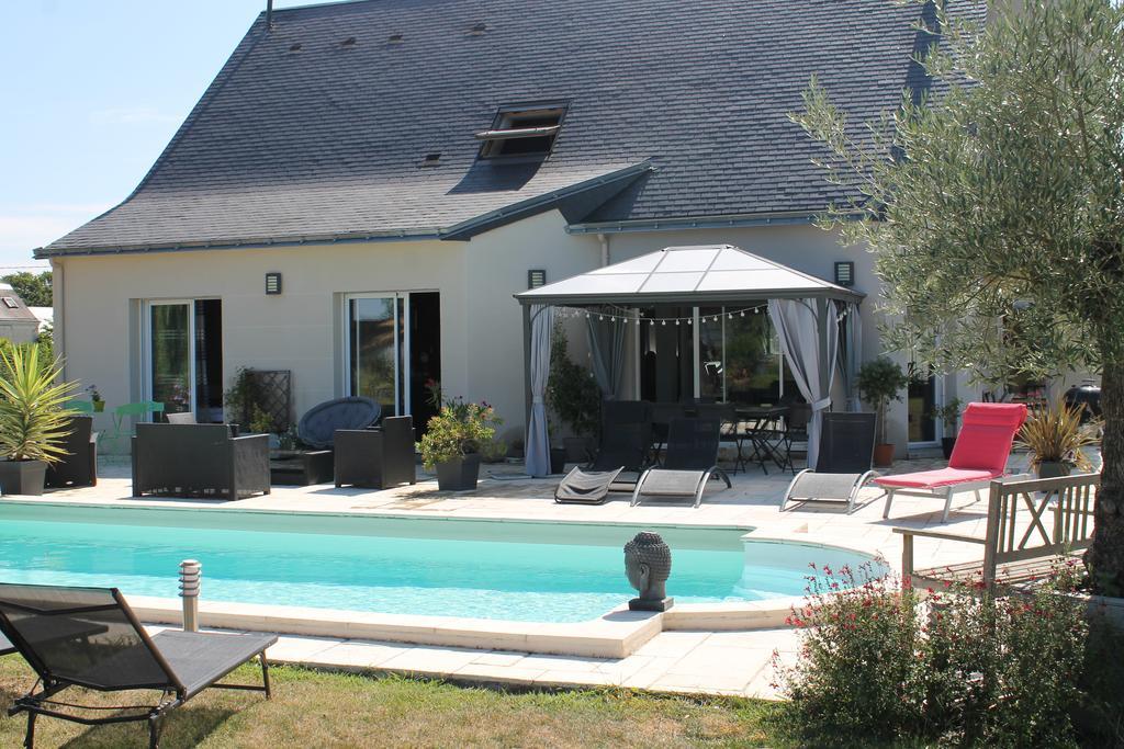Bed and Breakfast Le Champ De La Ferme Saint-Gervais en-Belin Exterior foto