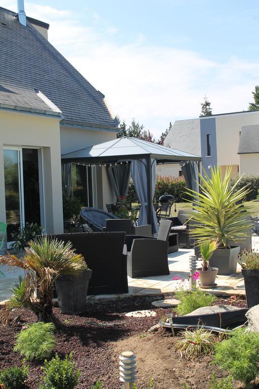 Bed and Breakfast Le Champ De La Ferme Saint-Gervais en-Belin Exterior foto