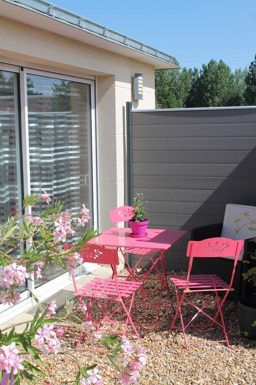 Bed and Breakfast Le Champ De La Ferme Saint-Gervais en-Belin Exterior foto