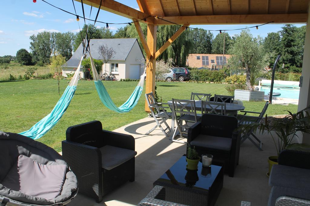 Bed and Breakfast Le Champ De La Ferme Saint-Gervais en-Belin Exterior foto